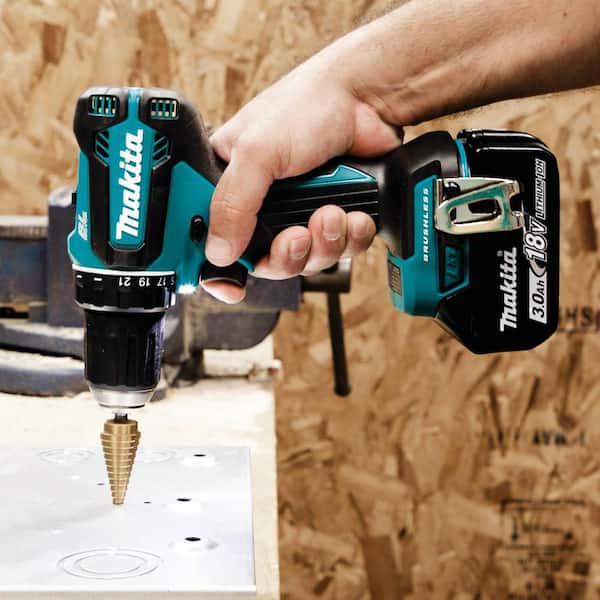 Makita XT281S 18V LXT Brushless 2-Piece Combo Kit (3.0Ah)