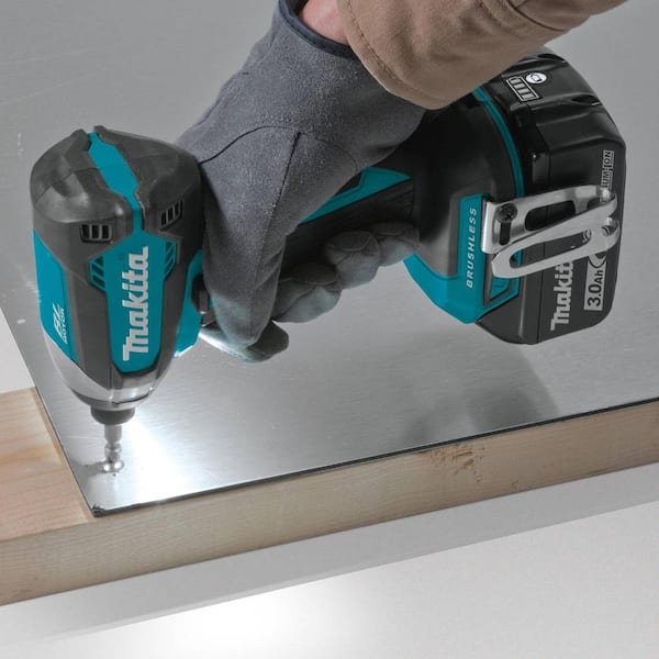 Makita XT281S 18V LXT Brushless 2-Piece Combo Kit (3.0Ah)